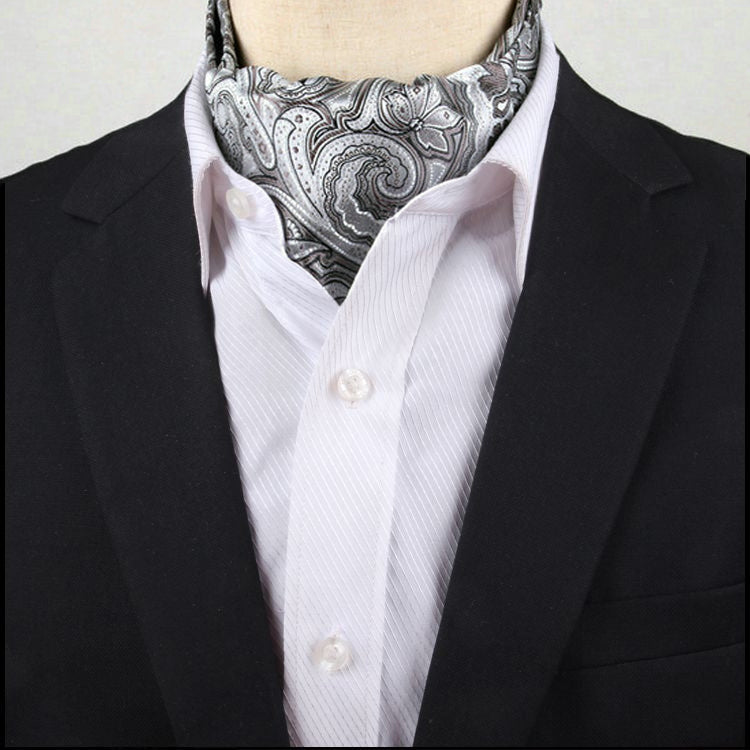 Herren Ascot Krawatte mit Paisleymuster in Hellsilber