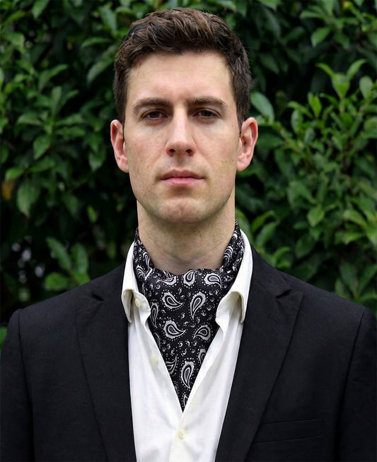 What Colour Cravat Should I Wear? A Complete Matching Guide